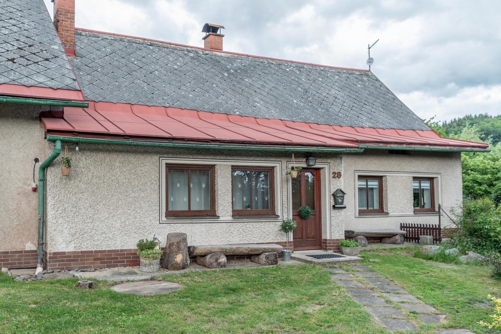 Dum C. 28 Villa Bystré Buitenkant foto